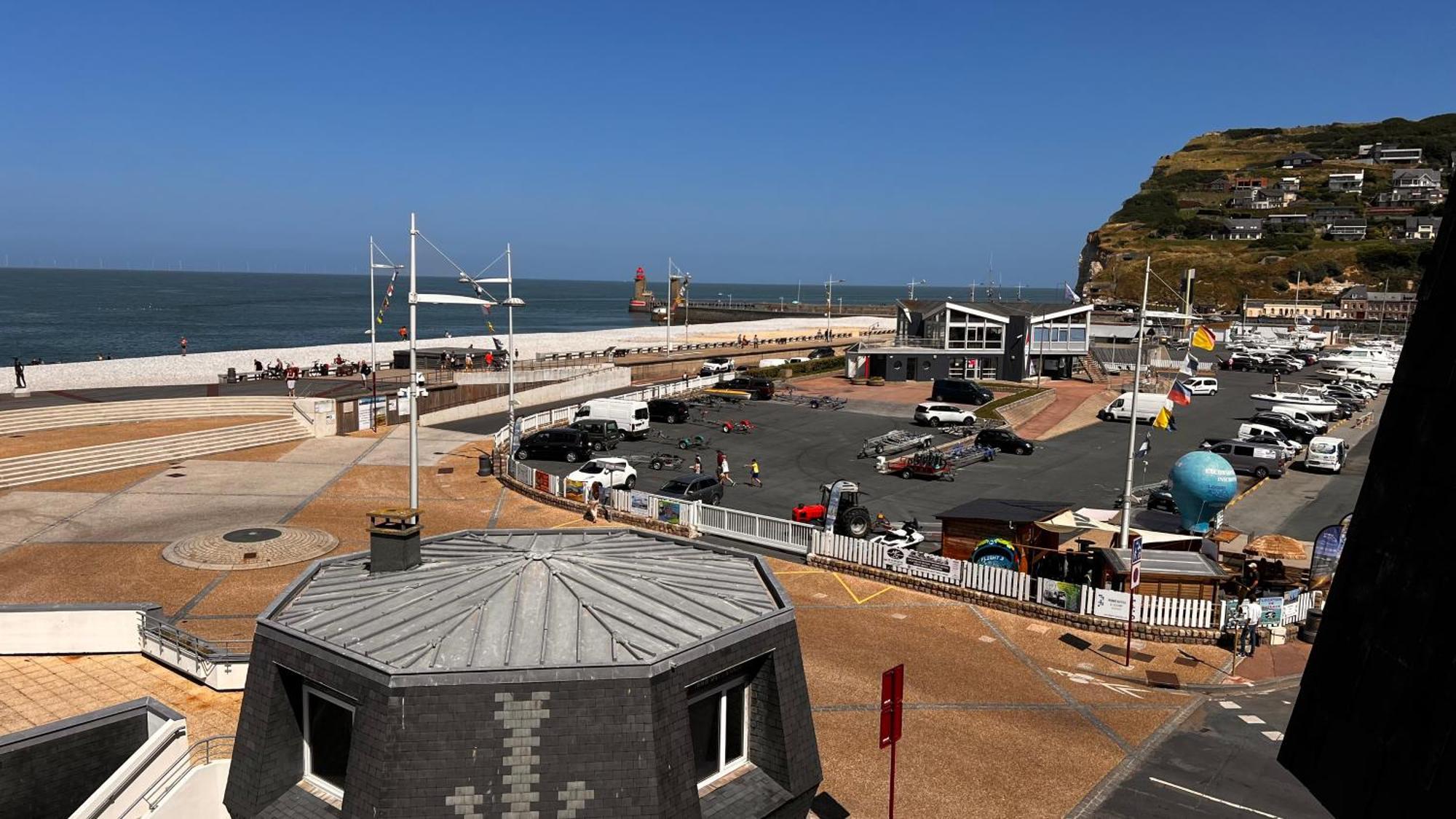 Le Maritime, Front De Mer Et Parking Sous-Terrain Fécamp Eksteriør billede